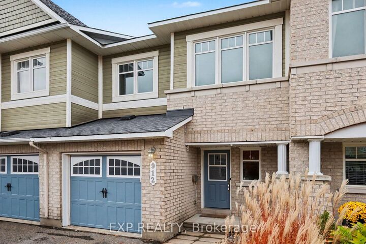 Property Photo: 912 Torino Terrace ON K4A 0R2