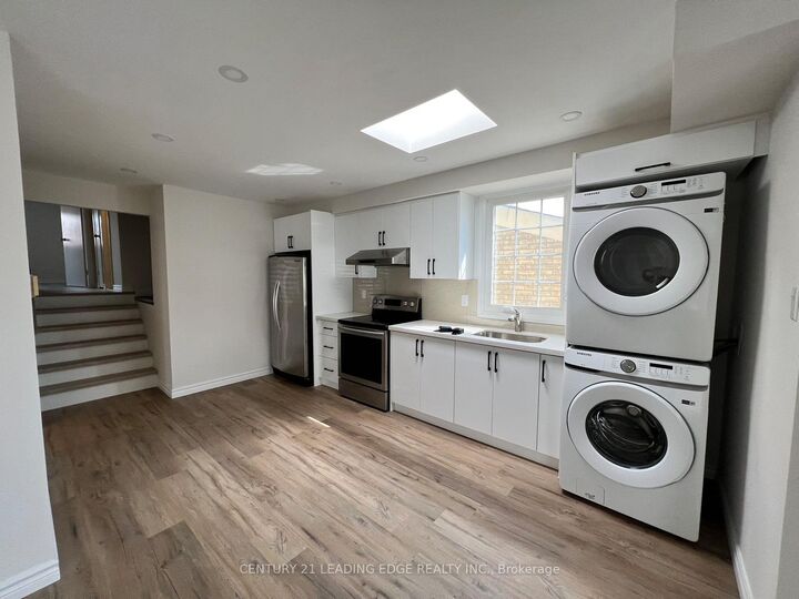 Property Photo:  87 Dunmail Drive Upper  ON M1V 1V8 