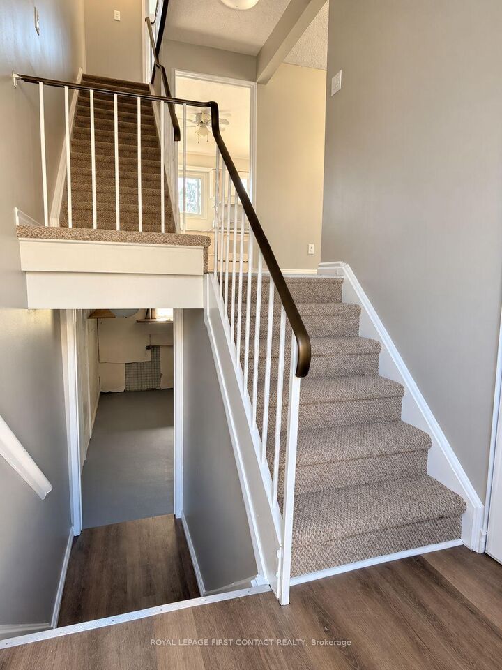 Property Photo:  1095 Mississaga Street W 78  ON L3V 6W7 