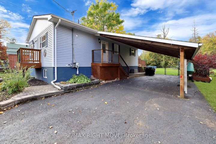Property Photo:  20 John Street  ON L0K 1E0 