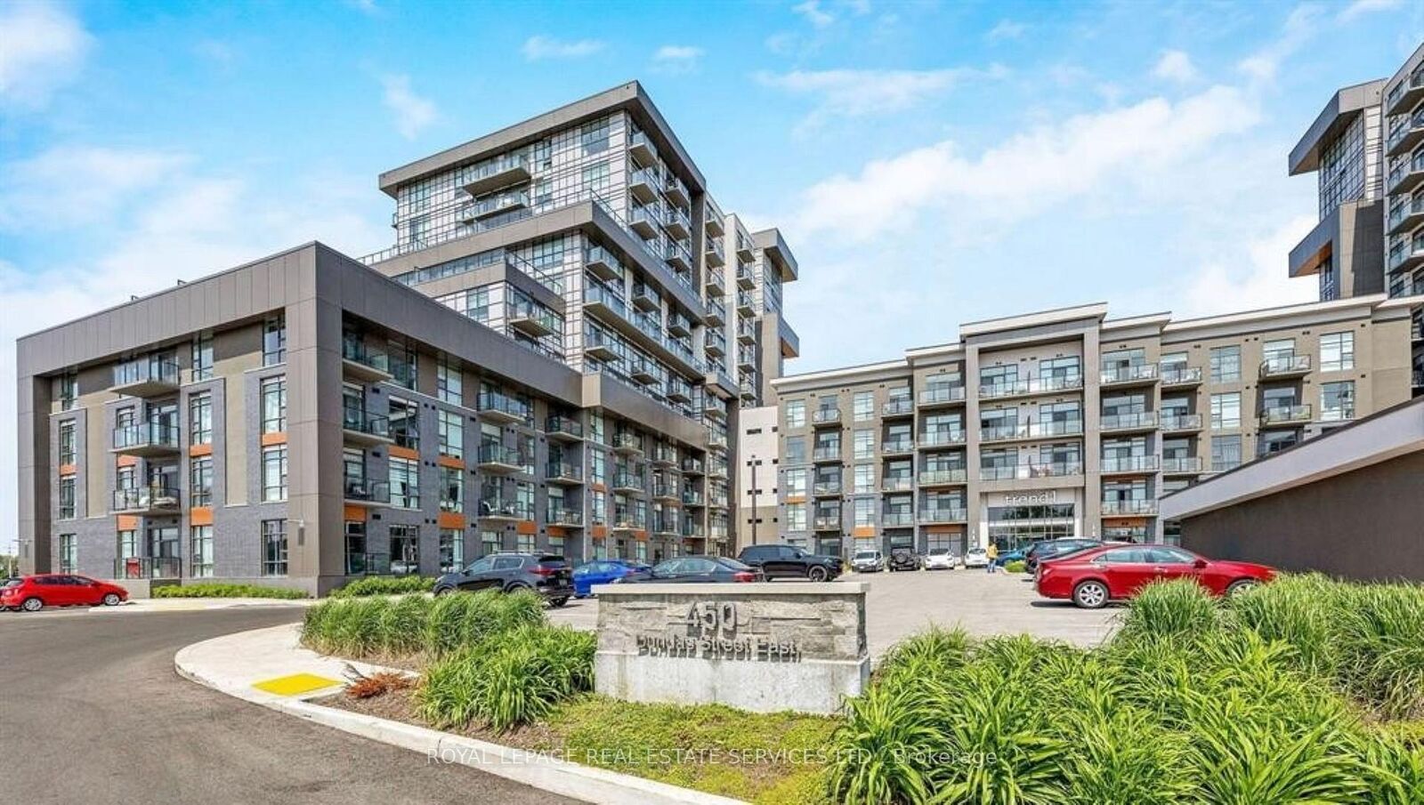 Property Photo:  450 Dundas Street E 225  ON L8B 1Z2 