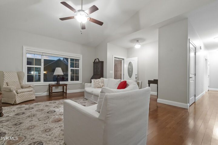 Property Photo: 128 Southridge Drive 128 TN 37743
