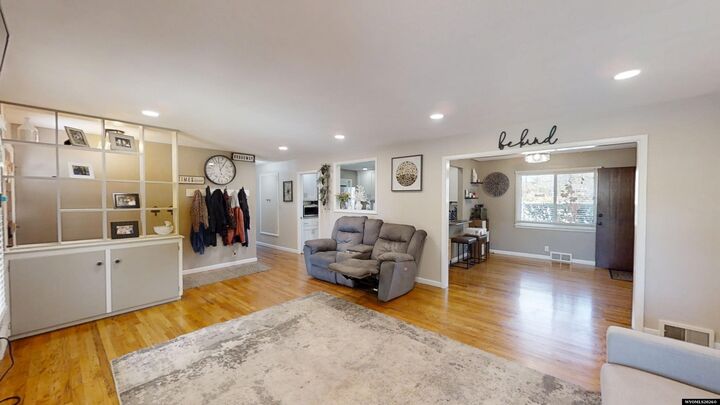 Property Photo:  1800 Lynwood Place  WY 82604 