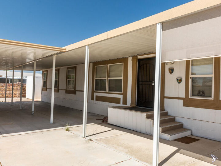 Property Photo:  13536 E 52 Street  AZ 85367 
