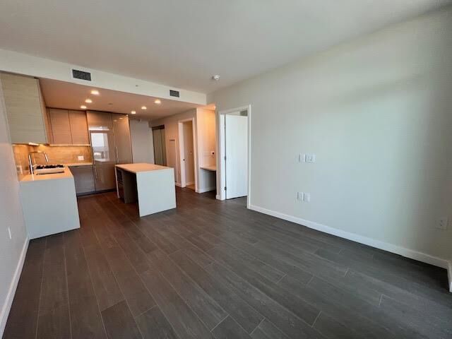 Property Photo:  2186 Gilmore Avenue 4408  BC V5C 0N7 