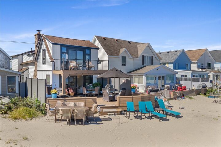 Property Photo: 1140 Edgemere Drive NY 14612