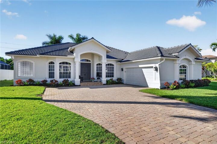 Property Photo: 3731 Patty Ct FL 34134