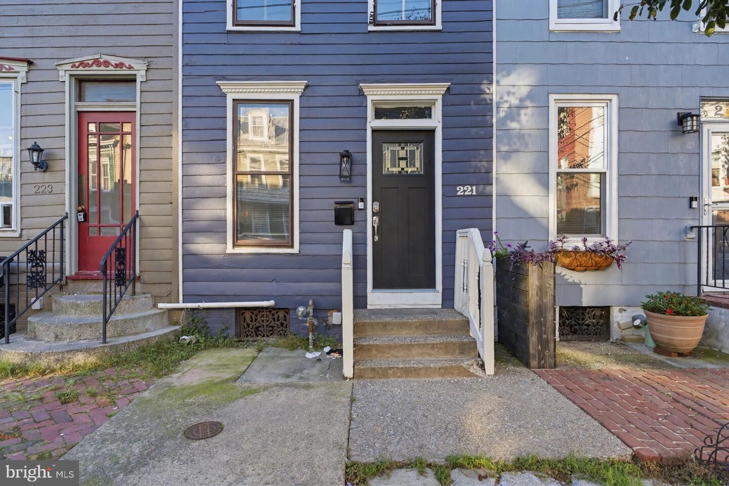 Property Photo:  221 Boas Street  PA 17102 