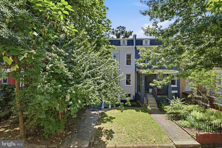 Property Photo:  608 Kenyon Street NW B  DC 20010 