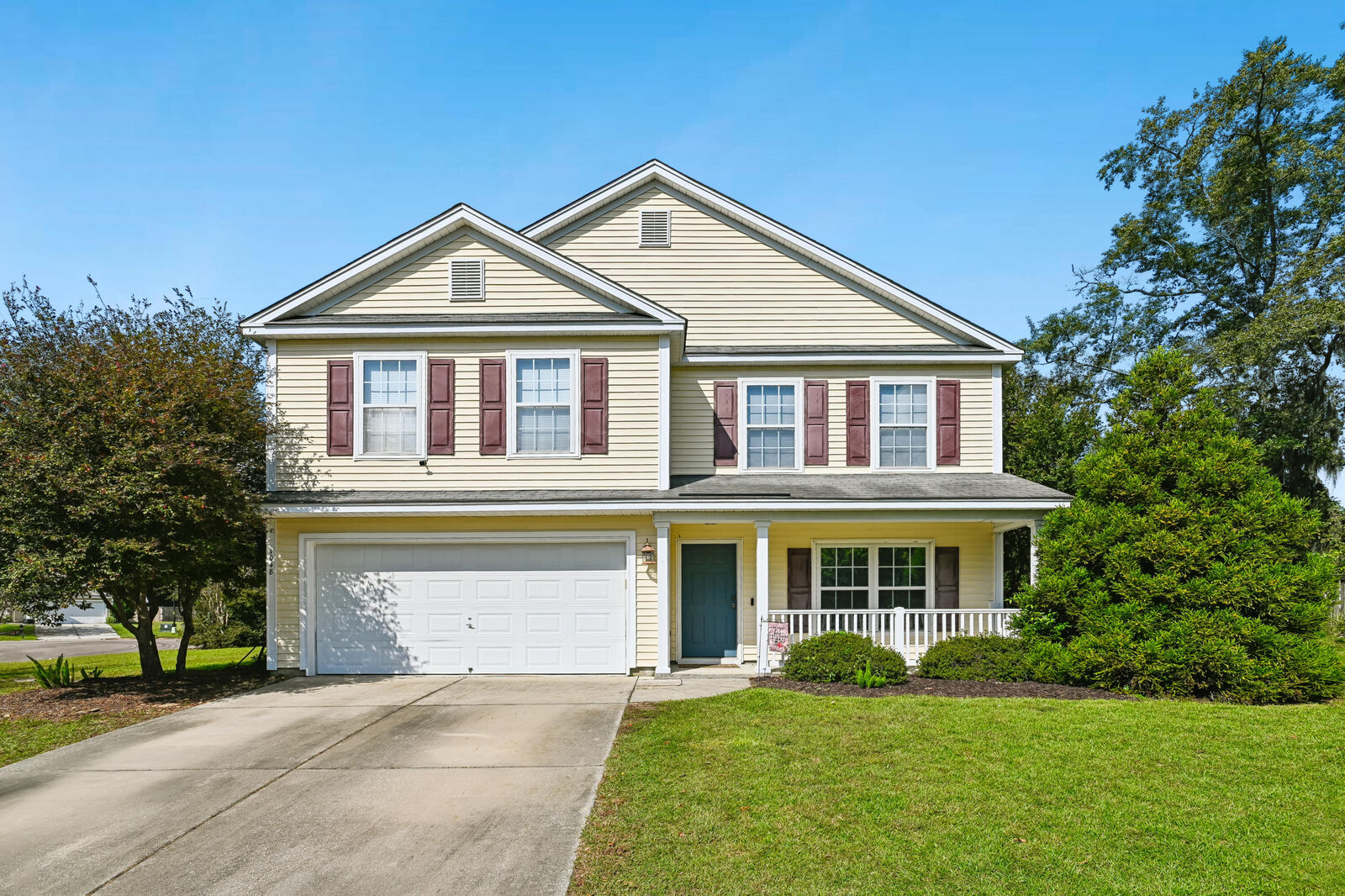 Property Photo:  1048 Moss Grove Drive  SC 29461 
