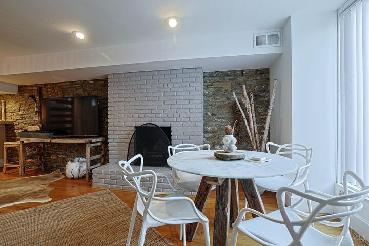 Property Photo: 920 Riverview Place OH 45202