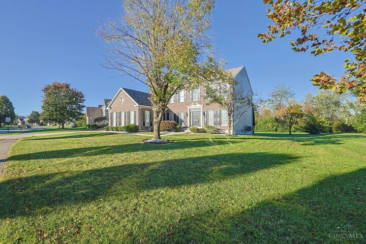 Property Photo: 5413 Woodmansee Way OH 45011