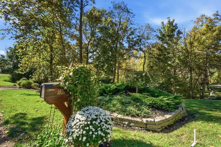 Property Photo: 1091 Raintree Drive OH 45150
