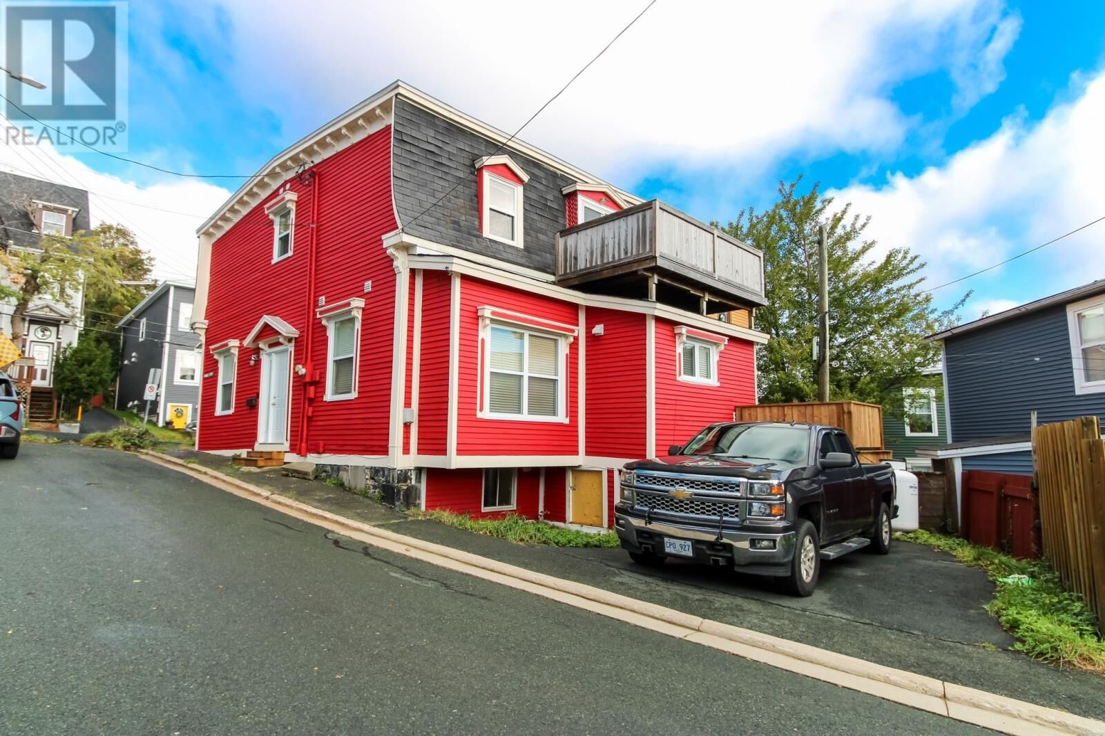 Property Photo:  24 Carnell Street  NL A1E 2S4 