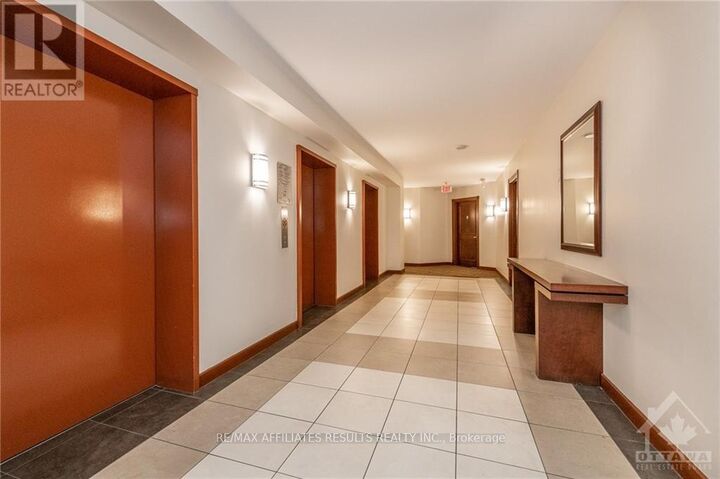 Property Photo:  200 Rideau Street 410  ON K1N 5Y1 