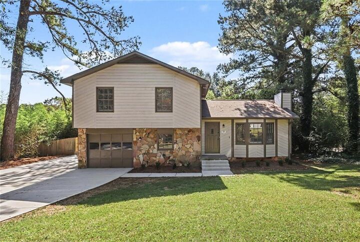Property Photo:  3232 Bromley Rowe NW  GA 30096 
