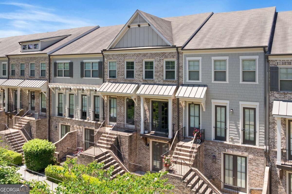 Property Photo: 3581 Parkside Way GA 30319