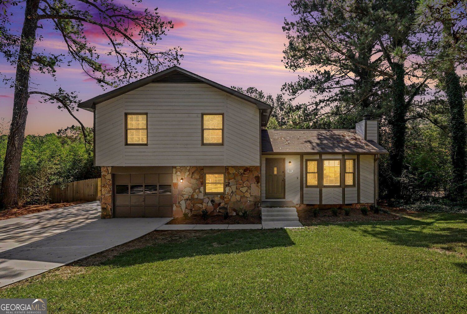 Property Photo:  3232 Bromley Rowe NW  GA 30096 