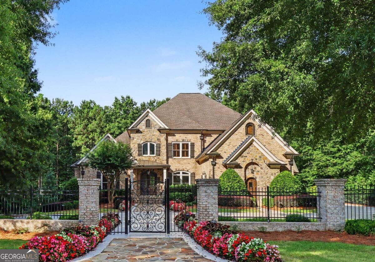 Property Photo:  5152 Legends Drive  GA 30517 