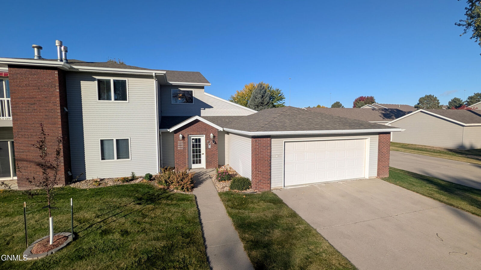 Property Photo:  3025 Marina Road SE  ND 58554 