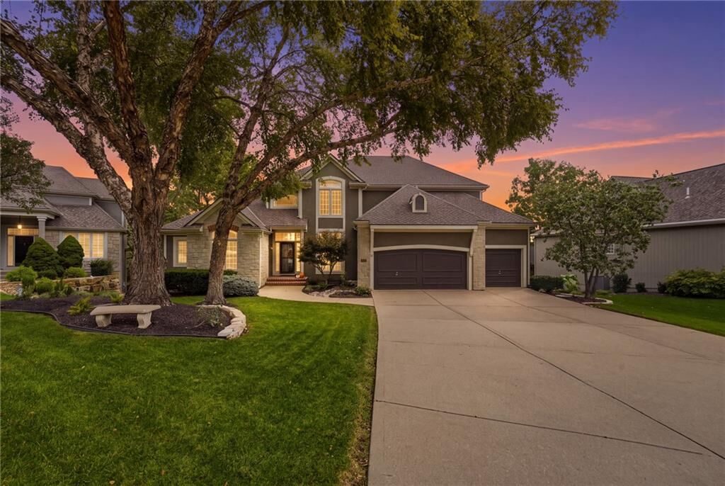 Property Photo: 26263 W 111th Terrace KS 66061
