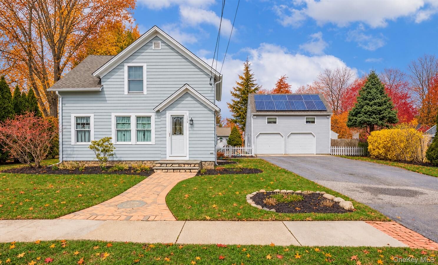Property Photo:  120 Duryea Street  NY 11901 