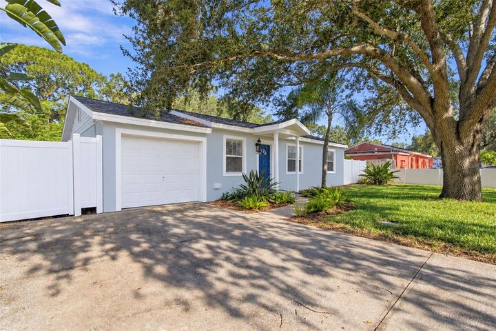 Property Photo:  4717 W Anita Boulevard  FL 33611 