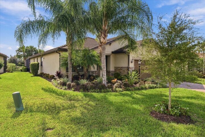 Property Photo:  6808 Chester Trail  FL 34202 