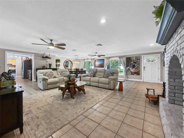 Property Photo:  3732 Quando Circle  FL 32812 