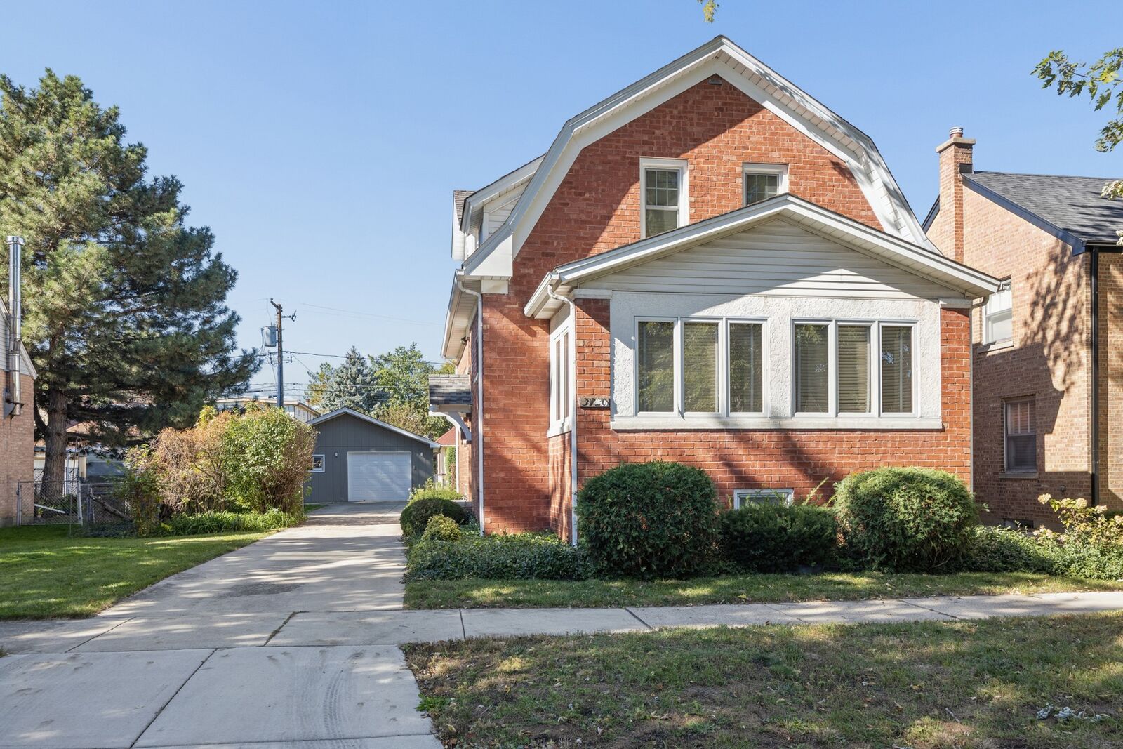 Property Photo:  3720 Arthur Avenue  IL 60513 