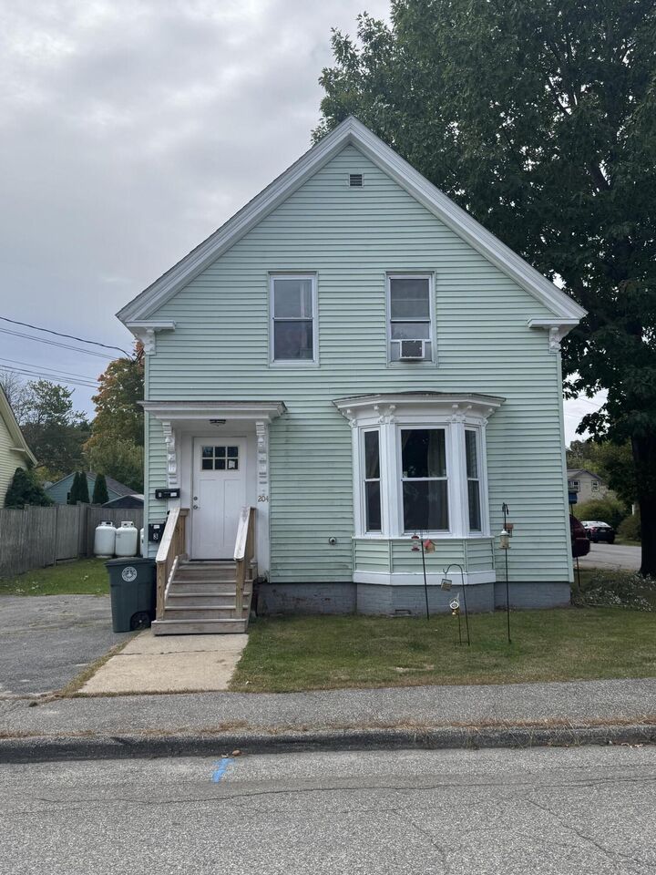 Property Photo:  204 W Valentine Street  ME 04092 