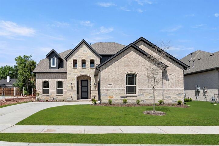 Property Photo: 3907 Lochwood Drive TX 75088