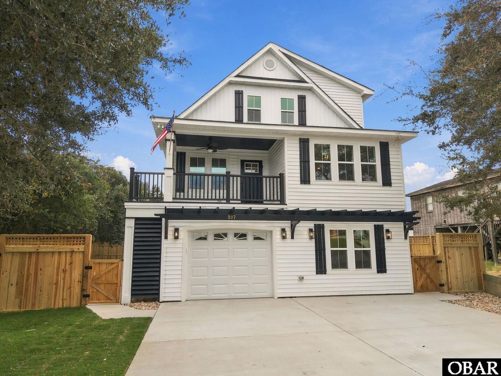 Property Photo:  307 W Arch Street  NC 27948 