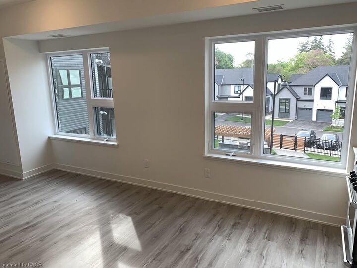 Property Photo:  110 Fergus Avenue 319  ON N2A 0K9 