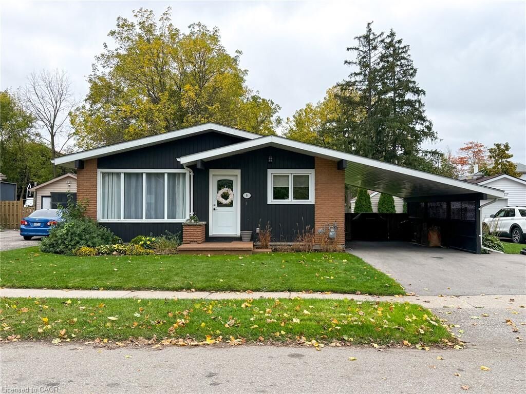 Property Photo:  8 Rutherford Street  ON N0E 1A0 