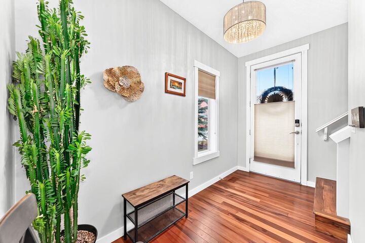 Property Photo:  116 Walden Terrace SE  AB T2X 0M7 