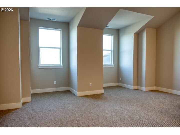 Property Photo: 20558 Empire Ave OR 97701