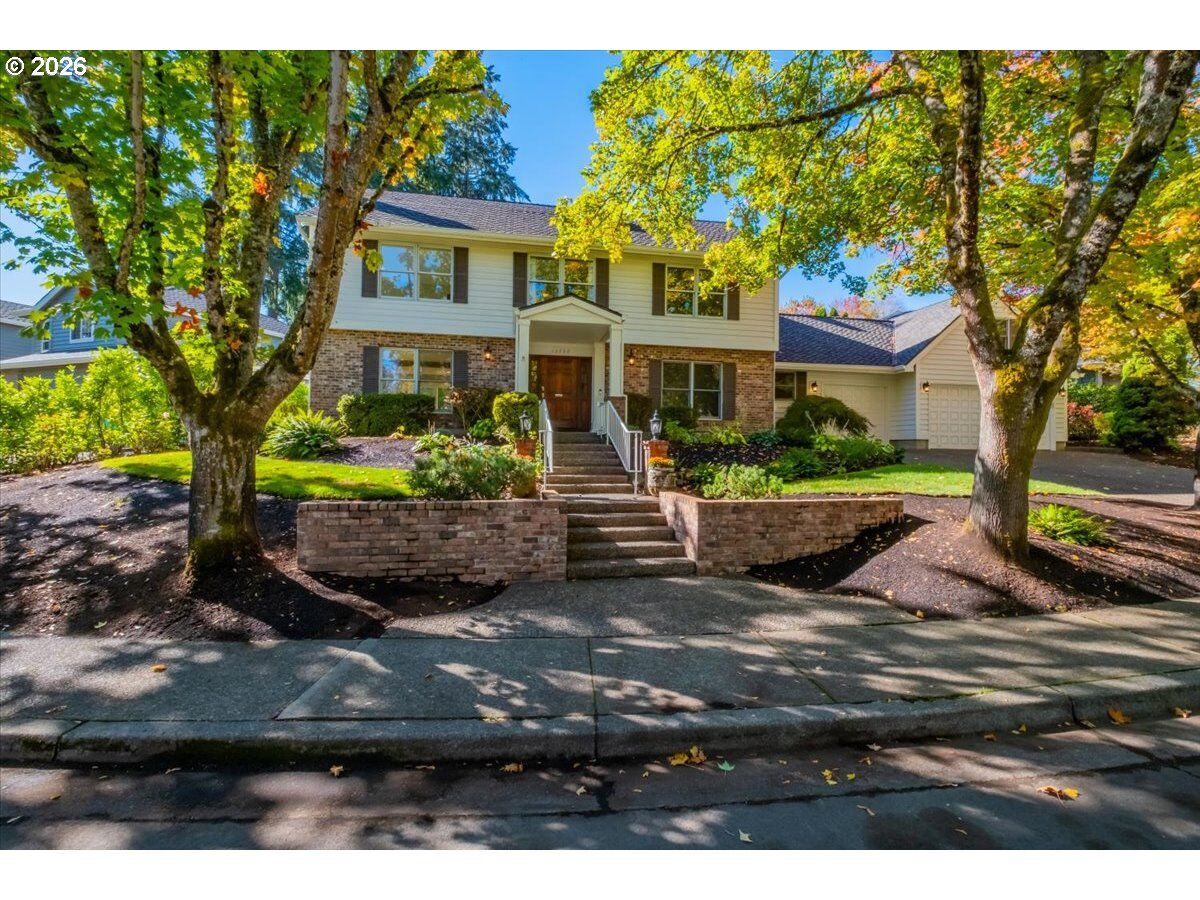 Property Photo:  13750 SW Hiteon Dr  OR 97008 