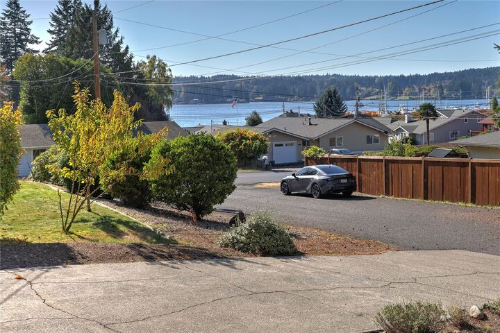 Property Photo:  17944  Thompson Place NE  WA 98370 