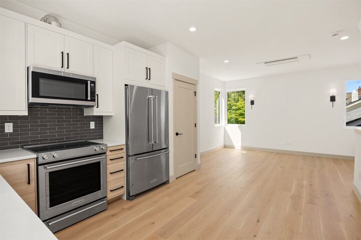 Property Photo: 1255 NE 100th Street WA 98125