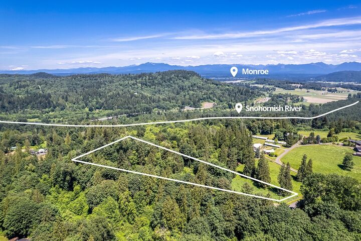 Property Photo:  18901  Welch Road  WA 98296 