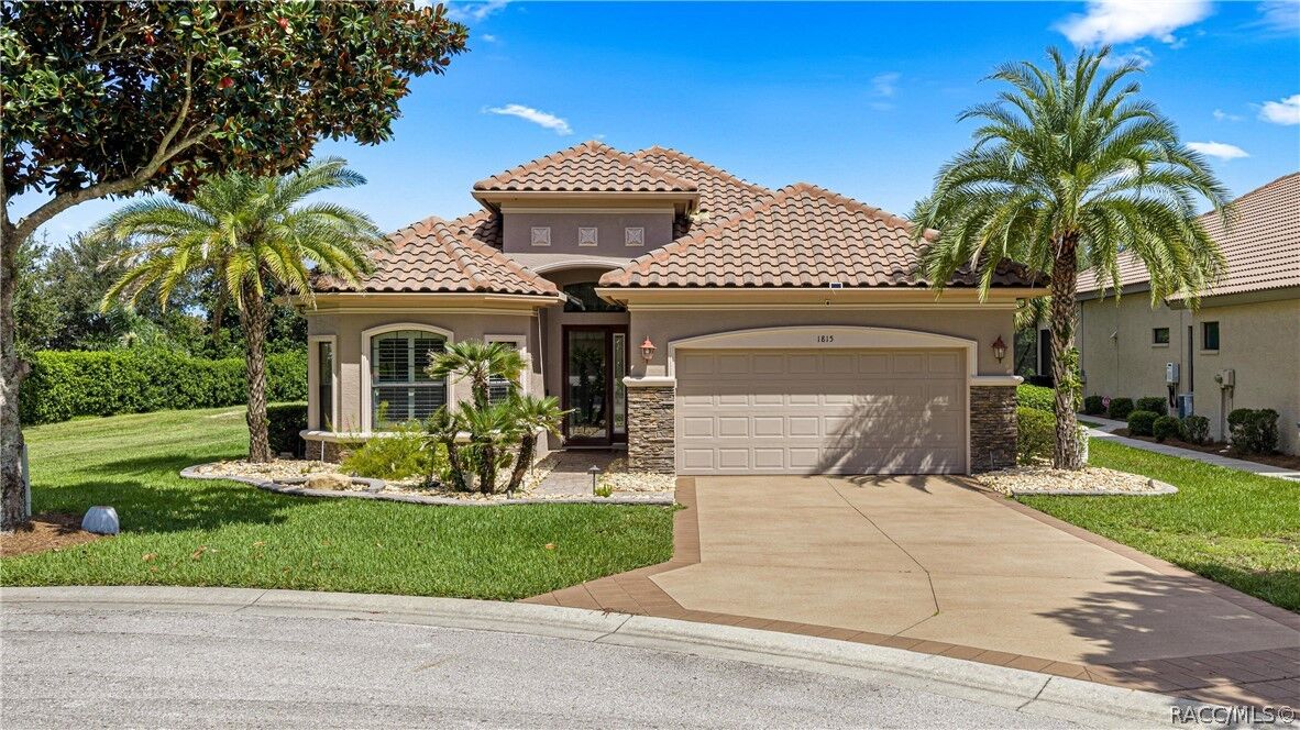 Property Photo:  1815 W Herick Court  FL 34442 