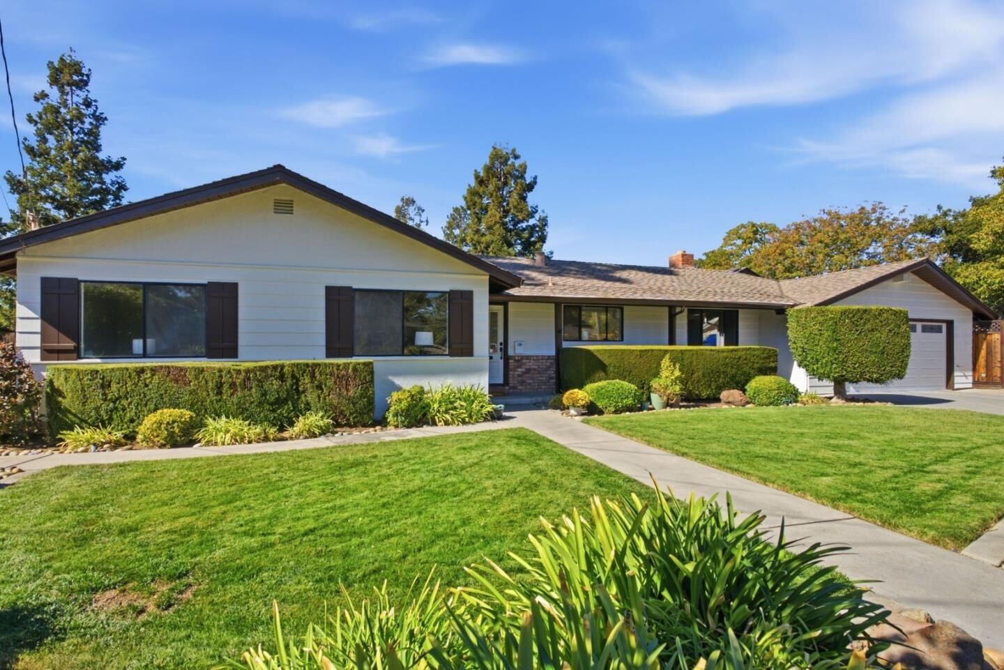 Property Photo: 21905 Meadowview Lane CA 95014