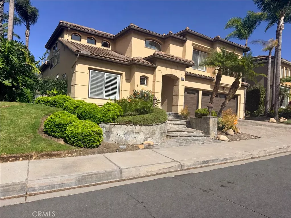 Property Photo:  9 Brownsbury  CA 92677 