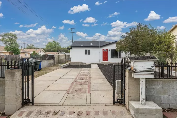 Property Photo:  249 N 10th Avenue  CA 91786 