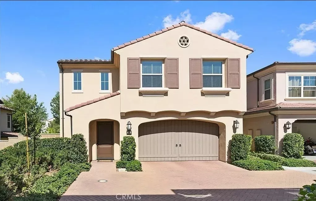 Property Photo:  38 Oakfield  CA 92620 