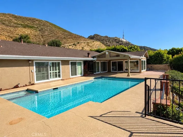 Property Photo:  6420 Innsdale  CA 90068 