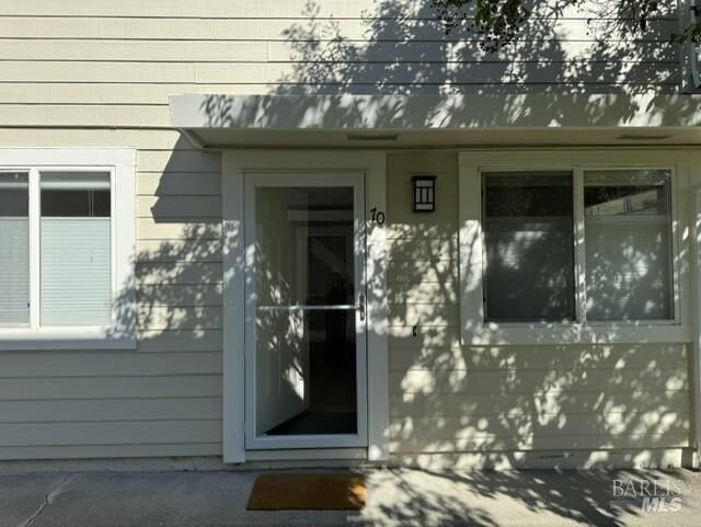 Property Photo: 70 Los Padres Circle CA 94947