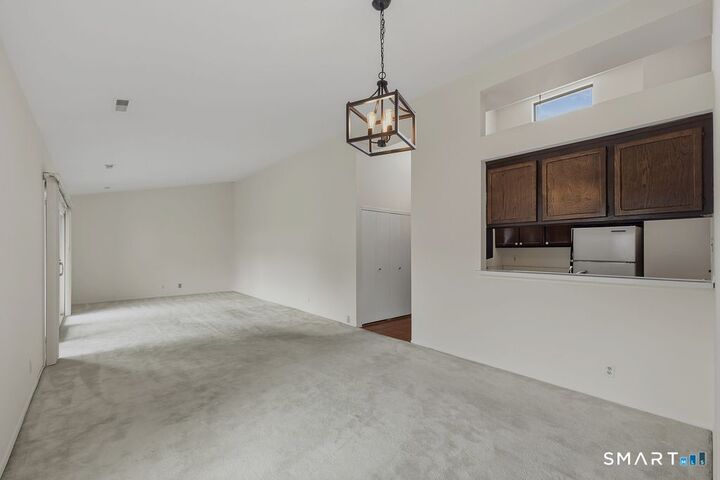 Property Photo:  33 Olcott Way 33  CT 06877 