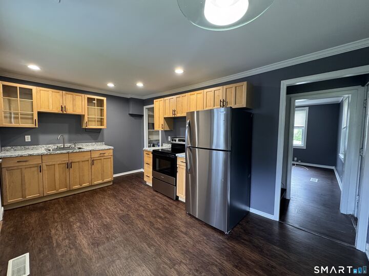 Property Photo: 19-23 Hull Place CT 06483